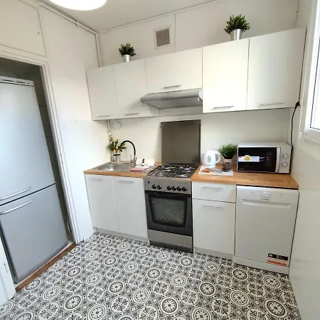 Super Central Flat With Balcony And View Of The Palace -50m From Marriott Apartment *