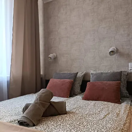 Super Flat With Balcony And View Of The Palace -50m From Marriott