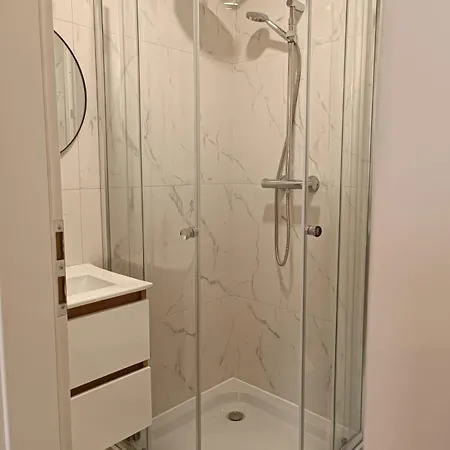 Apartment Super Flat With Balcony And View Of The Palace -50m From Marriott